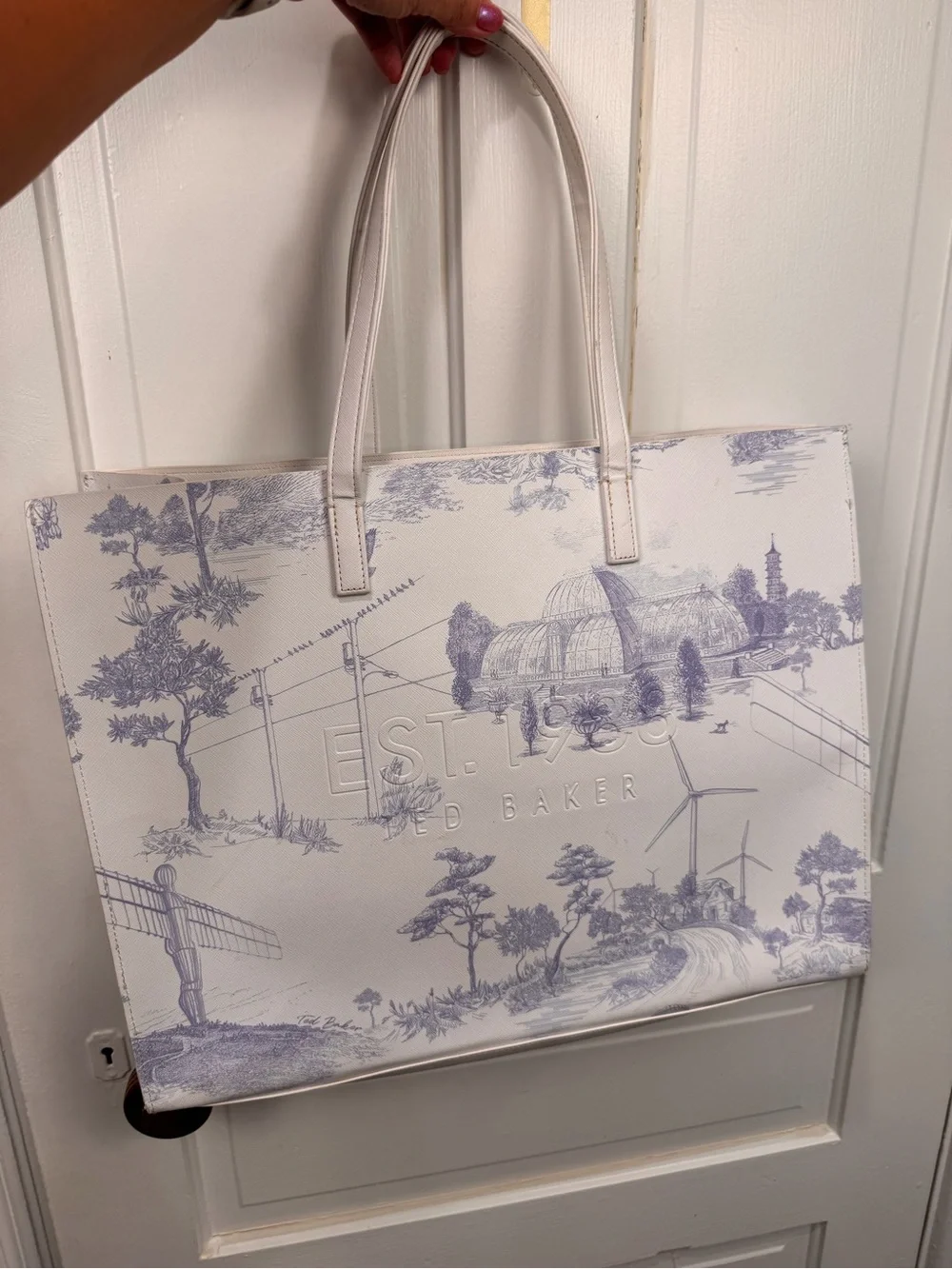 Ted Baker White Tote with Blue Scenic Print - Picture 3 of 7